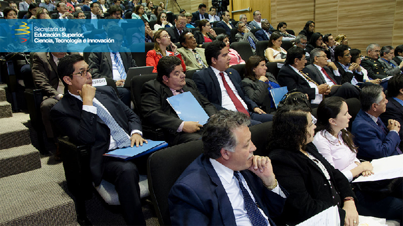 Representantes de universidad públicas presenciaron la suscripción del convenio, durante la jornada de ayer.